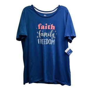 Womens T-Shirt L Blue Scoop Neck Short Sleeve Faith Family Freedom Patriotic USA